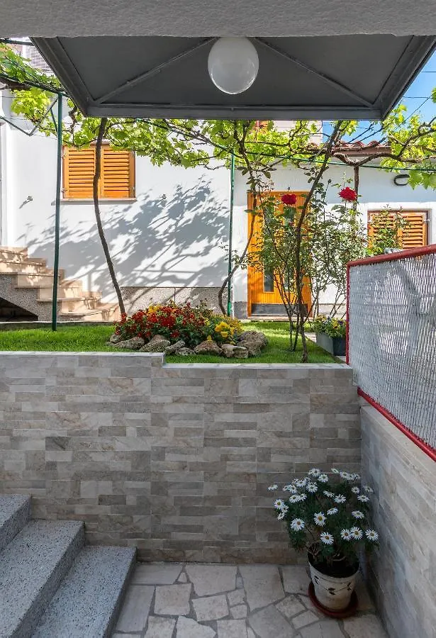Apartment Vivid Pula Croacia