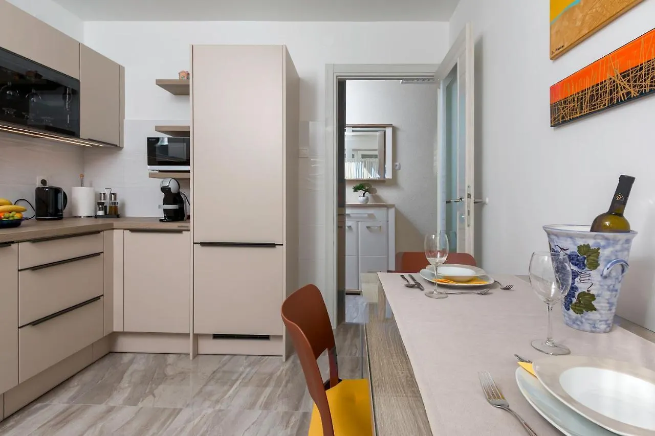 Apartment Vivid Pula